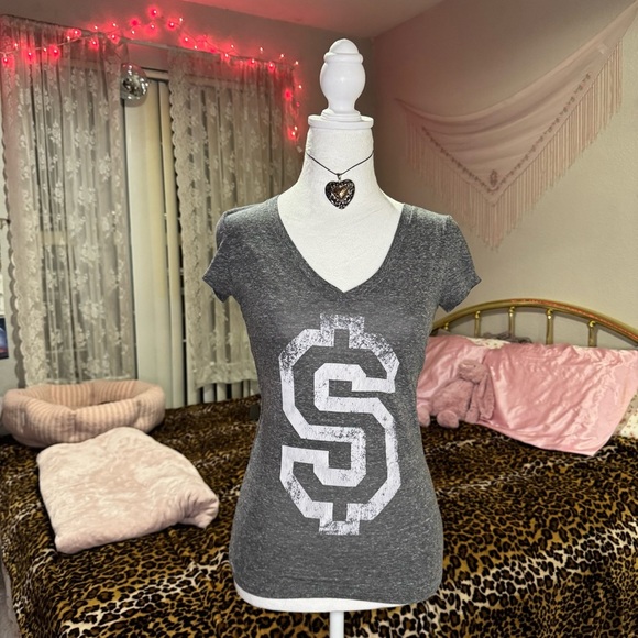 Aeropostale V-Neck T-Shirt with White Logo - Picture 7 of 7